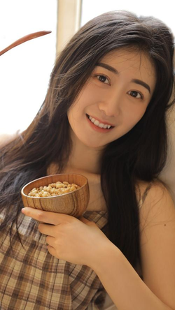 张津谕照片高清专区